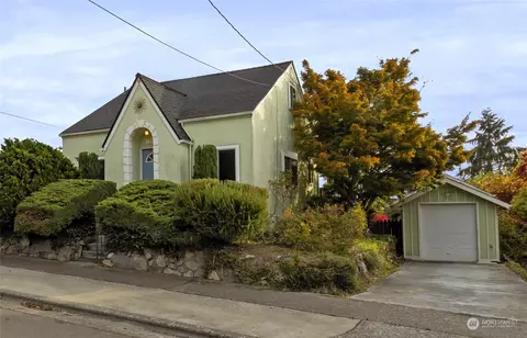 1320 Marguerite Ave, Bremerton, WA 98337