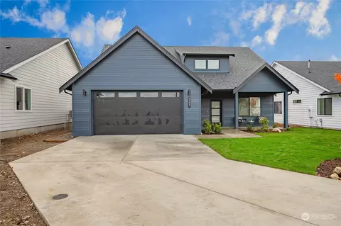 2903 Hazelwood Dr, Blaine, WA 98230