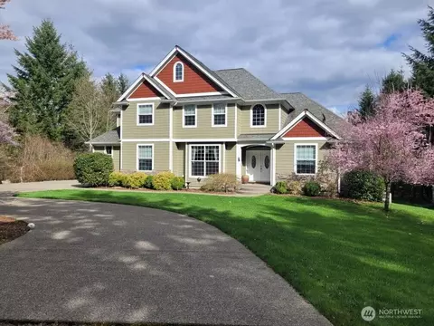 12120 Windtree Ln SE, Rainier, WA 98576
