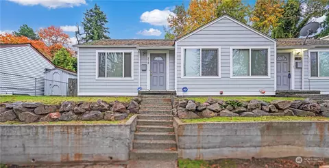 210 212 Martin Luther King Jr Way, Seattle, WA 98118