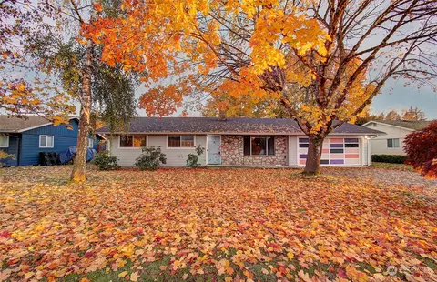 8401 NE Lewis Dr, Vancouver, WA 98662