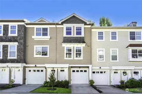 7574 129th Pl SE #B105, Newcastle, WA 98056