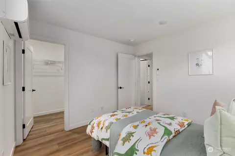 1012 S Donovan St, Seattle, WA 98108 photo 19