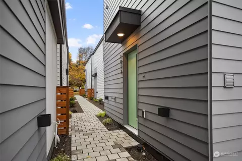 1012 S Donovan St, Seattle, WA 98108 photo 3