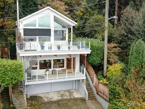 2348 Halleck Ave SW, Seattle, WA 98116