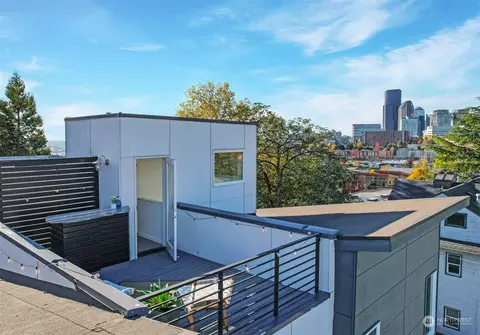 725 17th Ave #B, Seattle, WA 98122