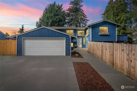 18021 2nd Pl S, Burien, WA 98148