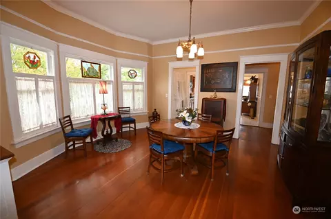 Dining - 216 Date St, Sultan, WA 98294 photo 1 of 3