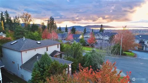 3422 Pinehurst Ct, Bellingham, WA 98226