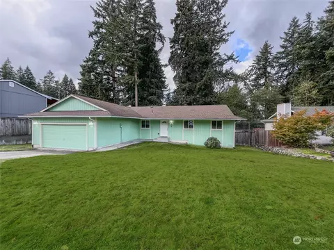 2710 26th St SE, Puyallup, WA 98374