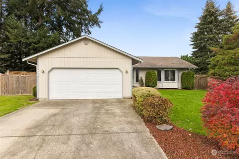 5744 Turf Ln SE, Lacey, WA 98513