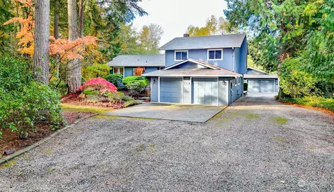 1410 207th Ave E, Lake Tapps, WA 98391