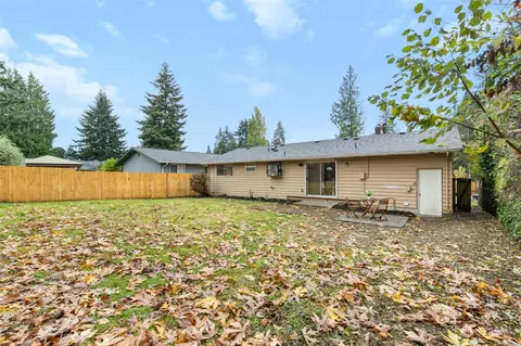 Exterior - 22700 1st Pl W, Bothell, WA 98021 photo 4 of 10