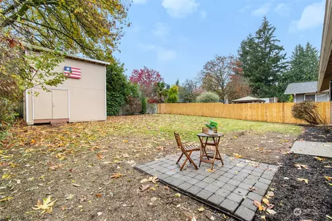Exterior - 22700 1st Pl W, Bothell, WA 98021 photo 5 of 10