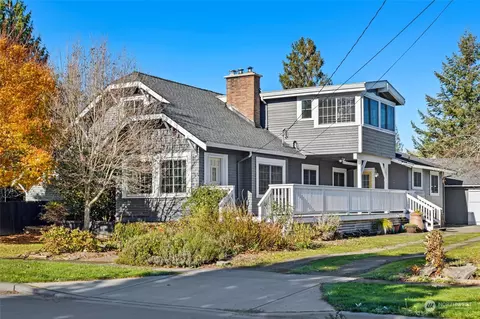 39076 SE Gamma St, Snoqualmie, WA 98065