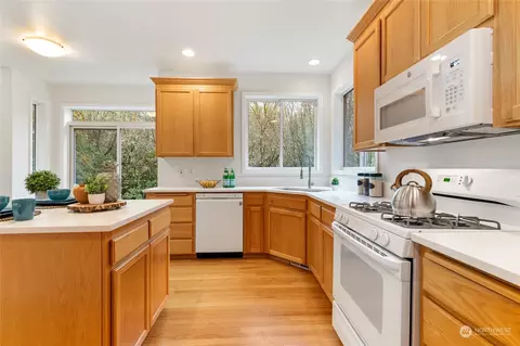 Kitchen - 920 185th St SE, Bothell, WA 98012 photo 3 of 6