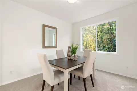 Dining - 920 185th St SE, Bothell, WA 98012 photo 1 of 2