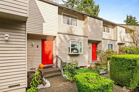 120 124th St SW #D-2, Everett, WA 98204