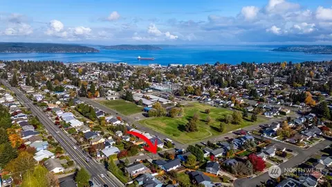 6208 N 42nd St, Tacoma, WA 98407