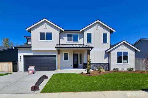 1121 Okerlund Dr, Enumclaw, WA 98022