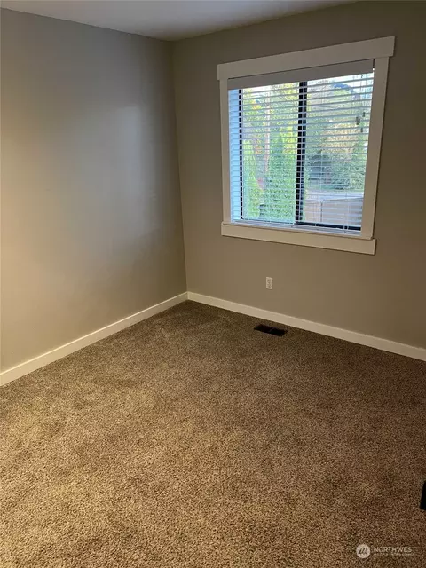 508 Wallace Ave, Enumclaw, WA 98022 photo 16