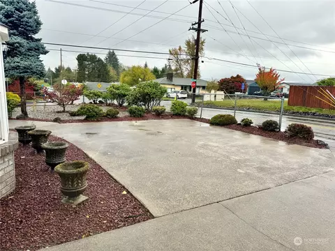 181 Alpha Dr, Longview, WA 98632 photo 2
