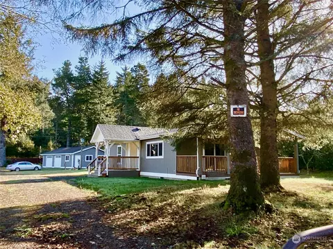 24801 Sandridge Rd, Ocean Park, WA 98640