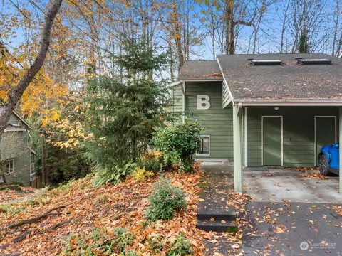 13213 SE 256th St #B1, Kent, WA 98042