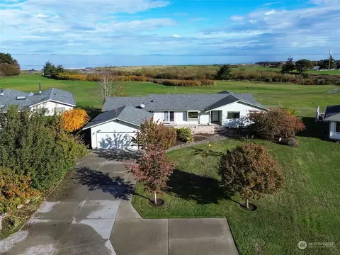 332 N Ridge View Dr, Port Angeles, WA 98362