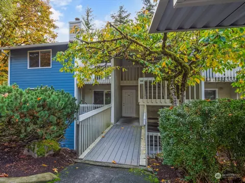 9474 Redmond Woodinville Rd NE #A308, Redmond, WA 98052