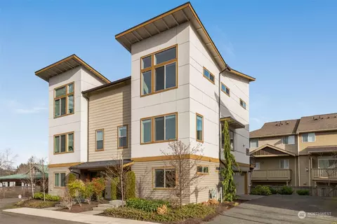 342 Chelan Ave NE, Renton, WA 98059