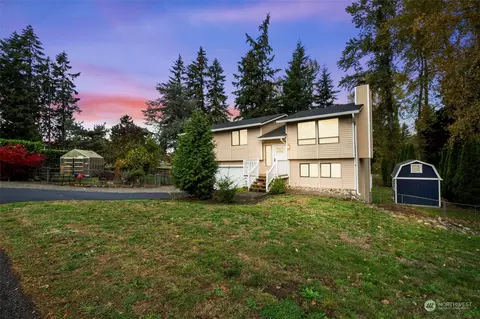 9401 157th St E, Puyallup, WA 98375