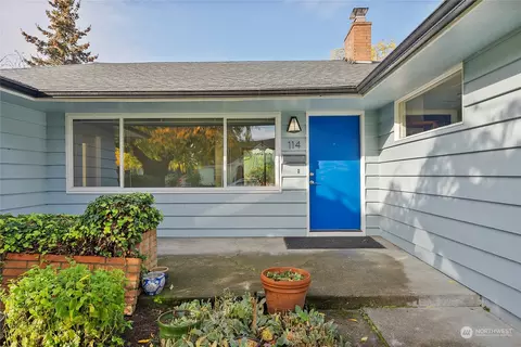 114 18th St NW, Puyallup, WA 98371