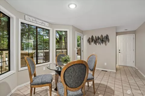 Dining - 14511 104th Ave NE, Bothell, WA 98011 photo 4 of 4