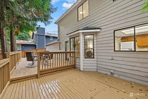 Exterior - 14511 104th Ave NE, Bothell, WA 98011 photo 3 of 11
