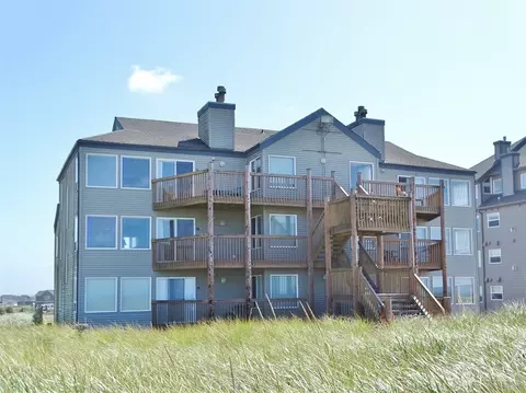 1399 Ocean Shores Blvd SW #2N-E, Ocean Shores, WA 98569
