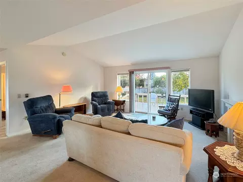 Living - 300 Duke Dr, Sequim, WA 98382 photo 1 of 2