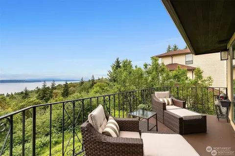 1406 SW 126th St, Burien, WA 98146
