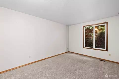 Bedroom - 12118 5th Pl W, Everett, WA 98204 photo 6 of 6