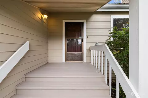 Exterior - 12118 5th Pl W, Everett, WA 98204 photo 2 of 7