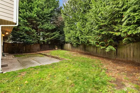 Exterior - 12118 5th Pl W, Everett, WA 98204 photo 5 of 7