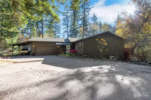 11304 Nooksack Ct SE, Olympia, WA 98501