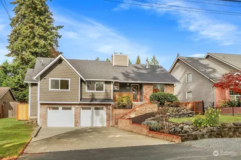 5509 141st St SW, Edmonds, WA 98026