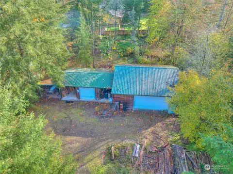 30123 SE 398th St, Enumclaw, WA 98022