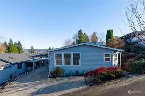 17316 Woodcrest Dr NE, Bothell, WA 98011