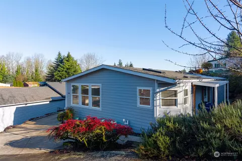 17316 Woodcrest Dr NE, Bothell, WA 98011 photo 2