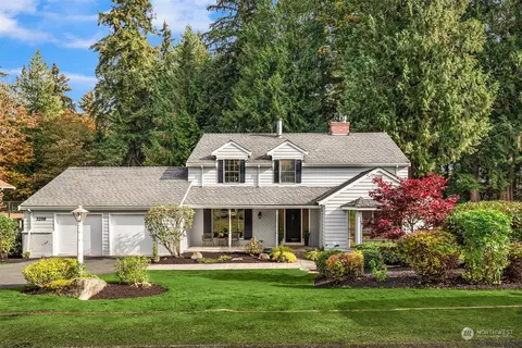 3206 102nd Ave NE, Bellevue, WA 98004