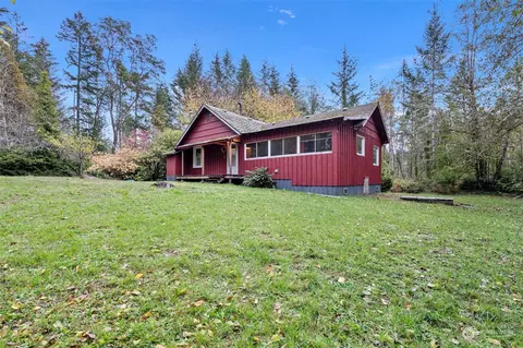 20011 Herron Rd NW, Lakebay, WA 98349