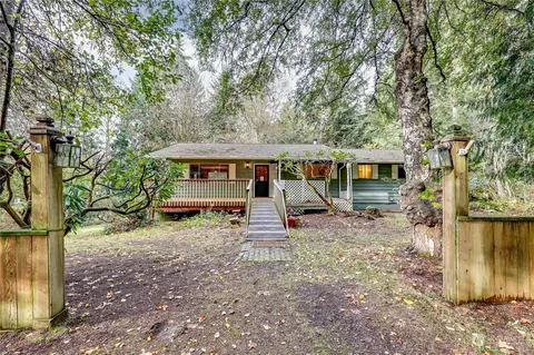 2058 NE Valley St, Poulsbo, WA 98370