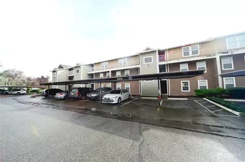 9815 Holly Dr #A103, Everett, WA 98204
